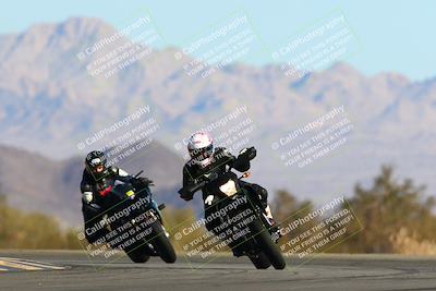 media/Jan-09-2022-SoCal Trackdays (Sun) [[2b1fec8404]]/Turn 14 (10am)/